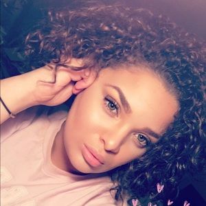 Meet your Posher, Taelyn